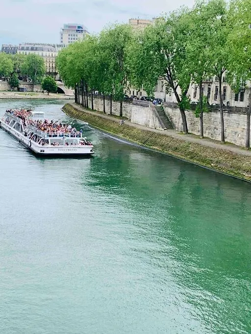 Ile Saint Louis-Studio Parigi 0*,  Francia